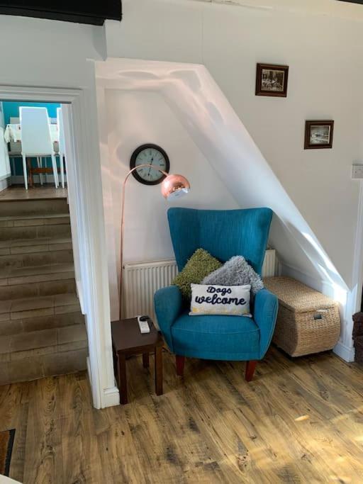 Award Winning Pet Friendly Paddock Cottage Whitby Exterior photo